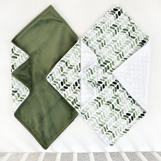 GREEN HERRINGBONE LOVEY