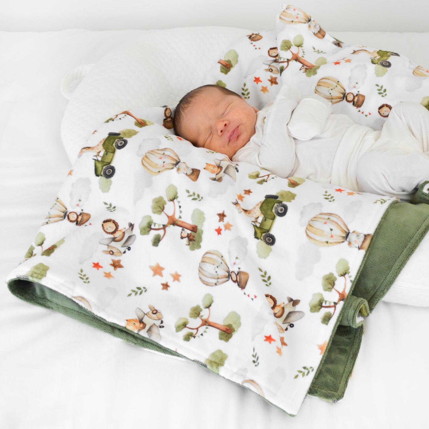 SAFARI IN THE AIR BABY BLANKET